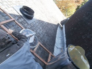 préparation puits de lumière Ecalir'Nat sur toiture
